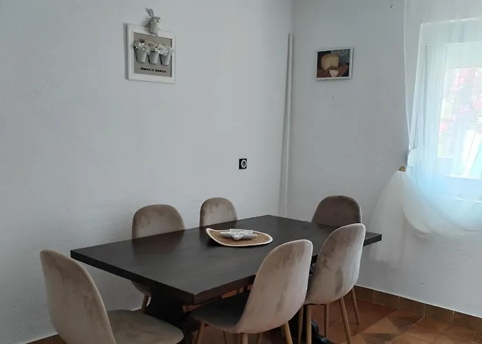 Pag Sea Mare Apartmán *